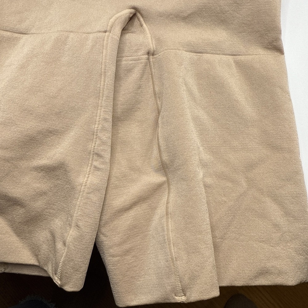 Bali Comfortshape Firm Control Nude Beige Hi-Waist Thigh Slimmer Size‎ M NWT - Picture 6 of 7
